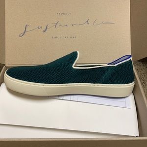 BRAND NEW Rothy’s Terrycloth Sneaker